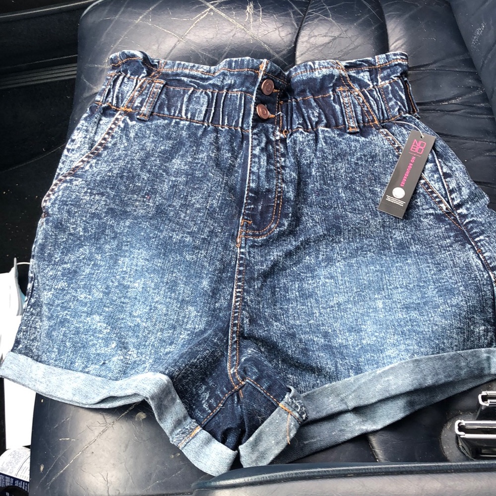 SOLD: No Boundaries Super High Rise Mom Short